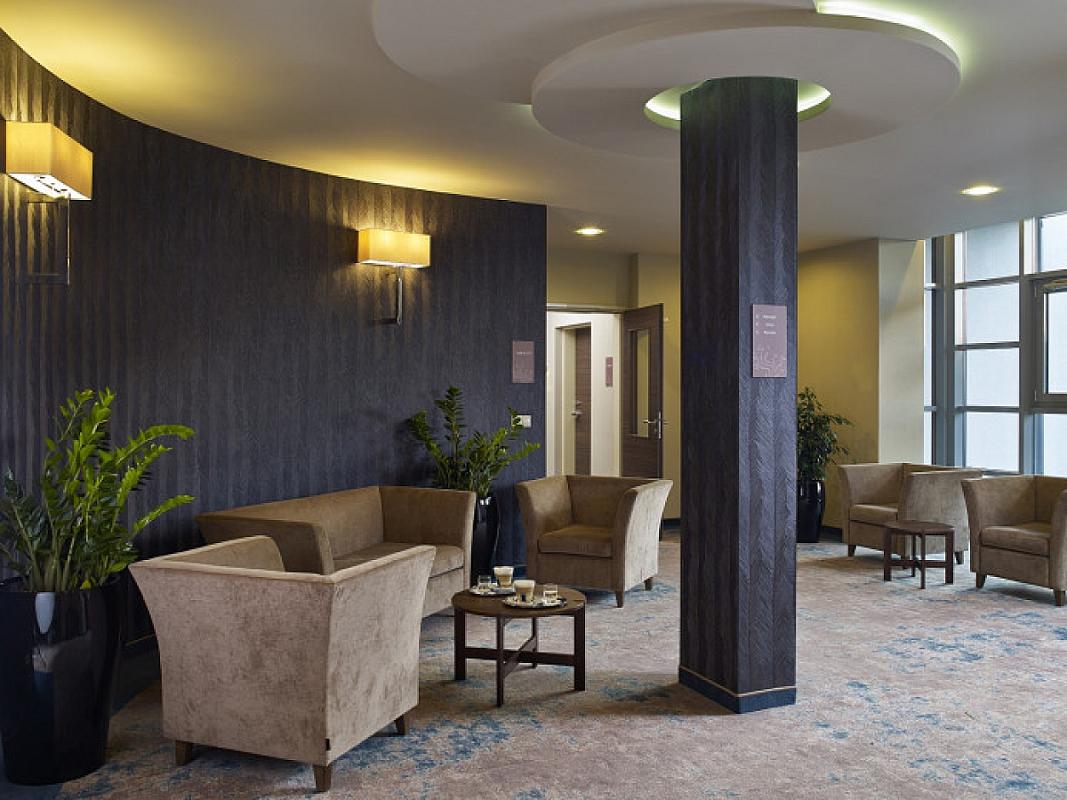 Barack Thermal Resort