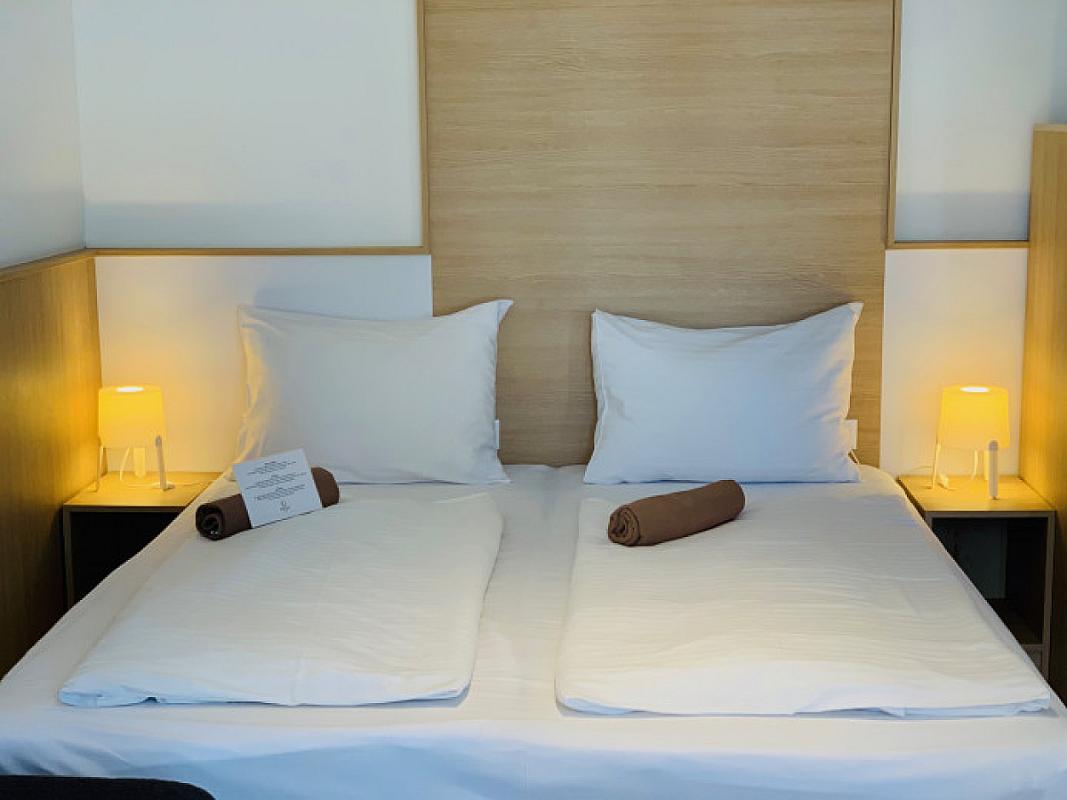 Barack Thermal Resort