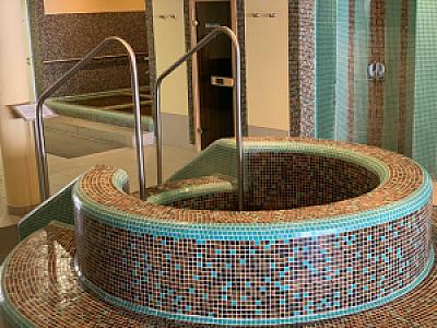 Barack Thermal Resort