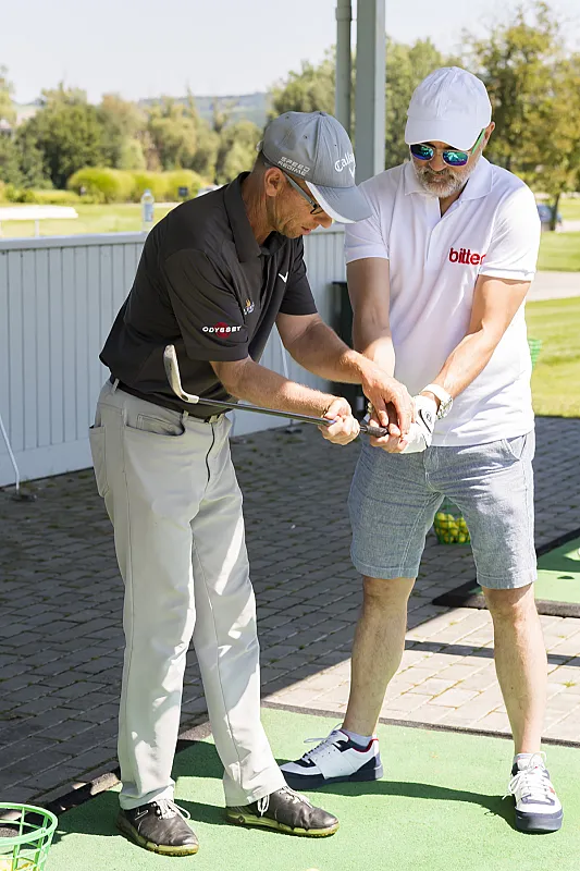 Golfoktatás