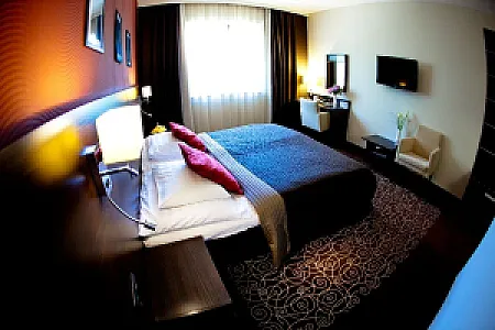 Budapest Airport Hotel Stáció