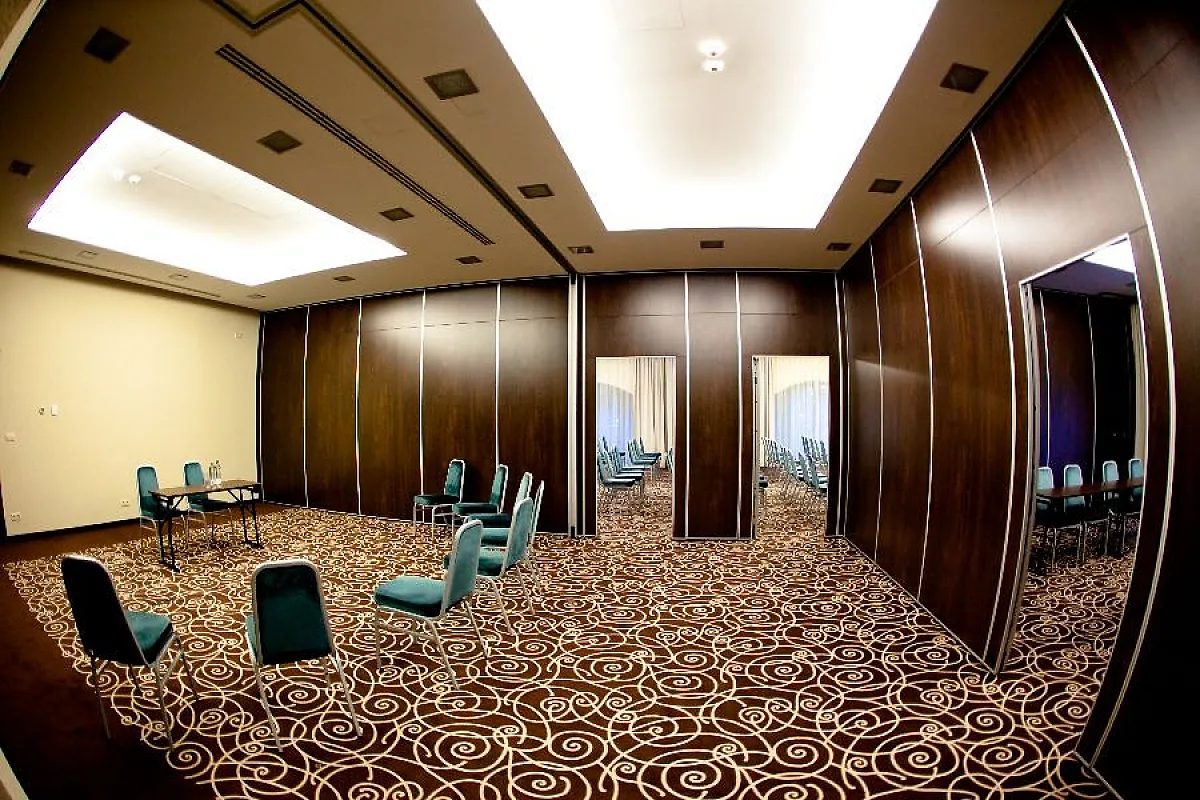 Budapest Airport Hotel Stáció