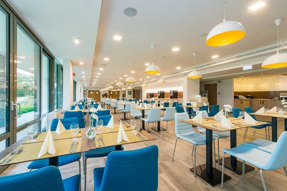 Akadémia Hotel