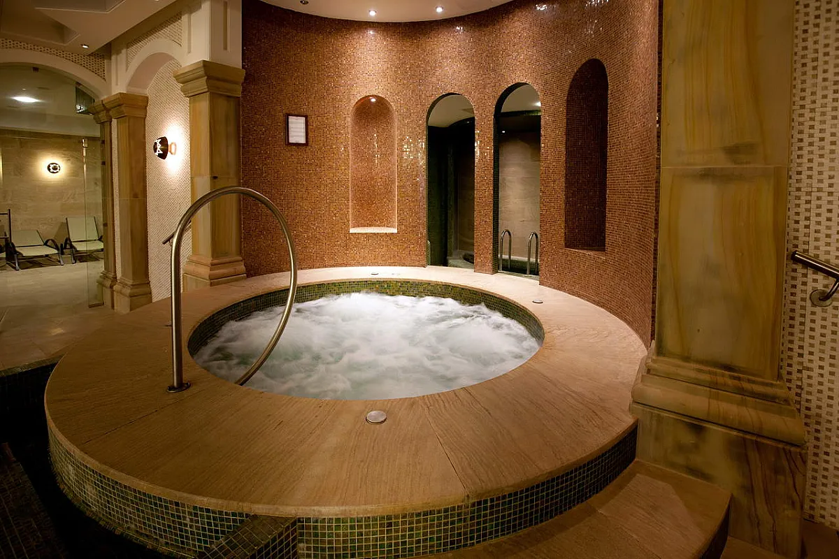 Andrássy Kúria & Spa