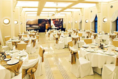 Anna Grand Hotel