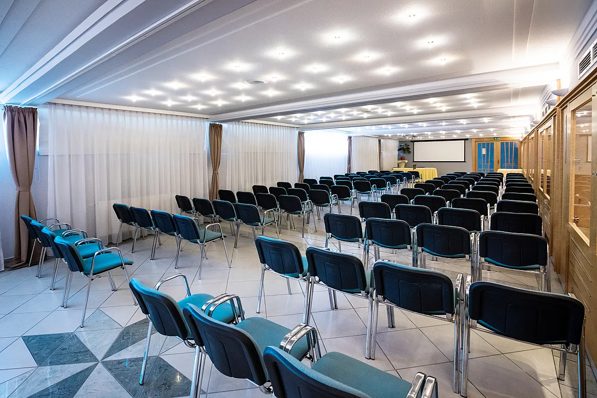 Aranyhomok Hotel Business & Relax