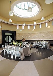 Dráva Hotel Kupolaterem