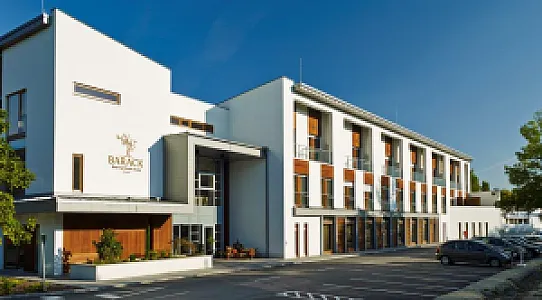 Barack Thermal Resort