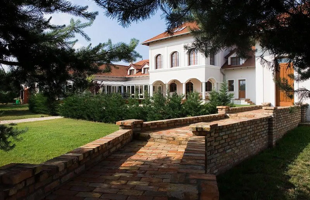 Bodrogi Kúria Wellness Hotel