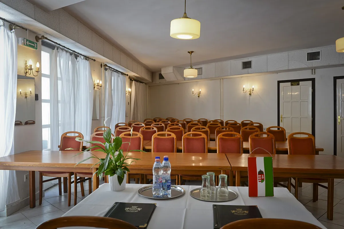 Budai Hotel