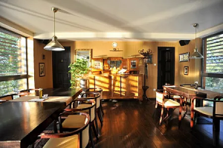 Café Ponyvaregény
