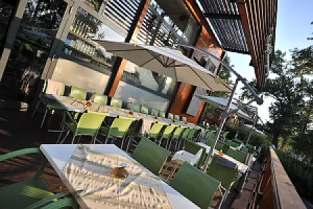 Café Ponyvaregény