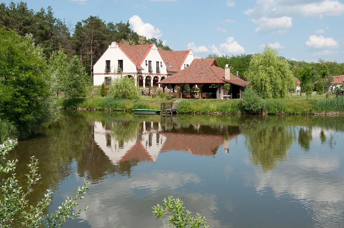 Erdőspuszta Club Hotel