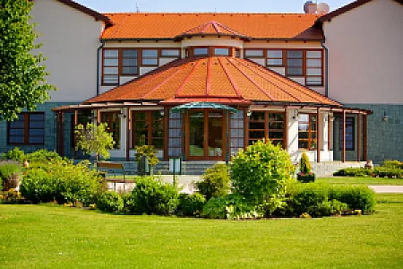 Forest Hills Hotel & Golf