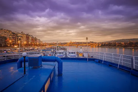 Fortuna Boat Hotel & Restaurant