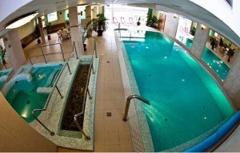 Granada Konferencia Wellness és Sport Hotel