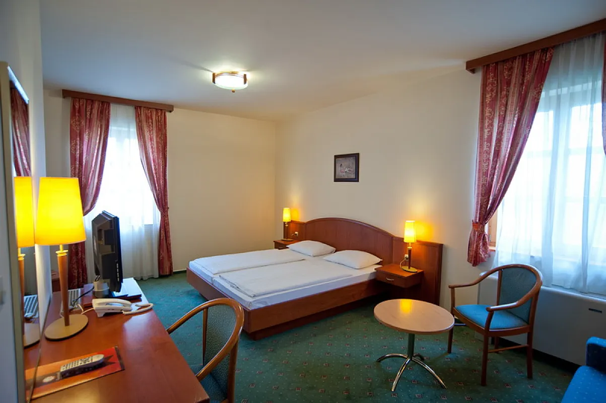 Gastland M0 Hotel és Konferenciaközpont