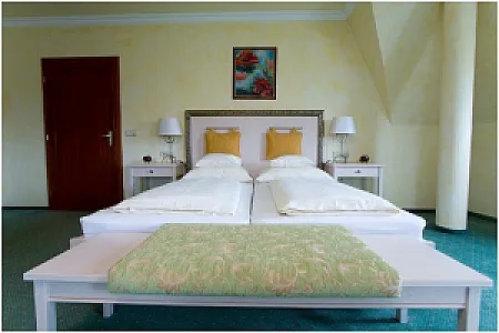 Hétkúti Wellness Hotel és Lovaspark