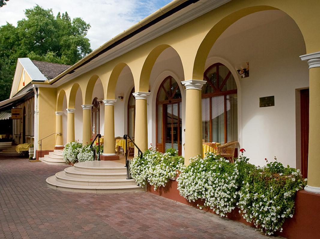 Geréby Kúria Hotel és Lovasudvar