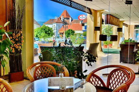 Hotel Írottkő