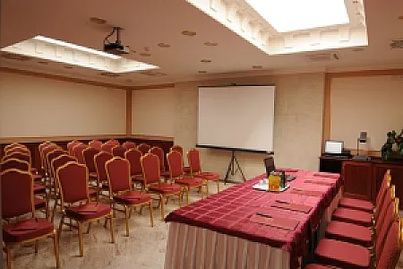 Hotel Ködmön Eger