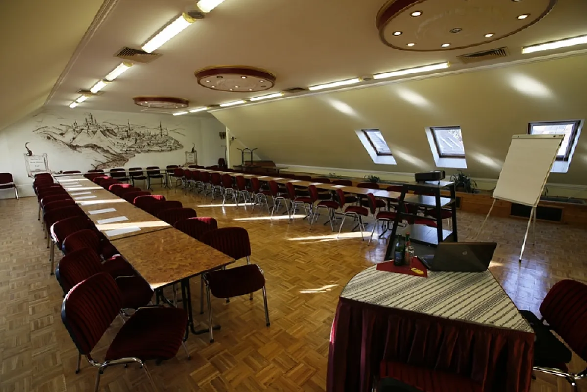 Hotel Korona Eger