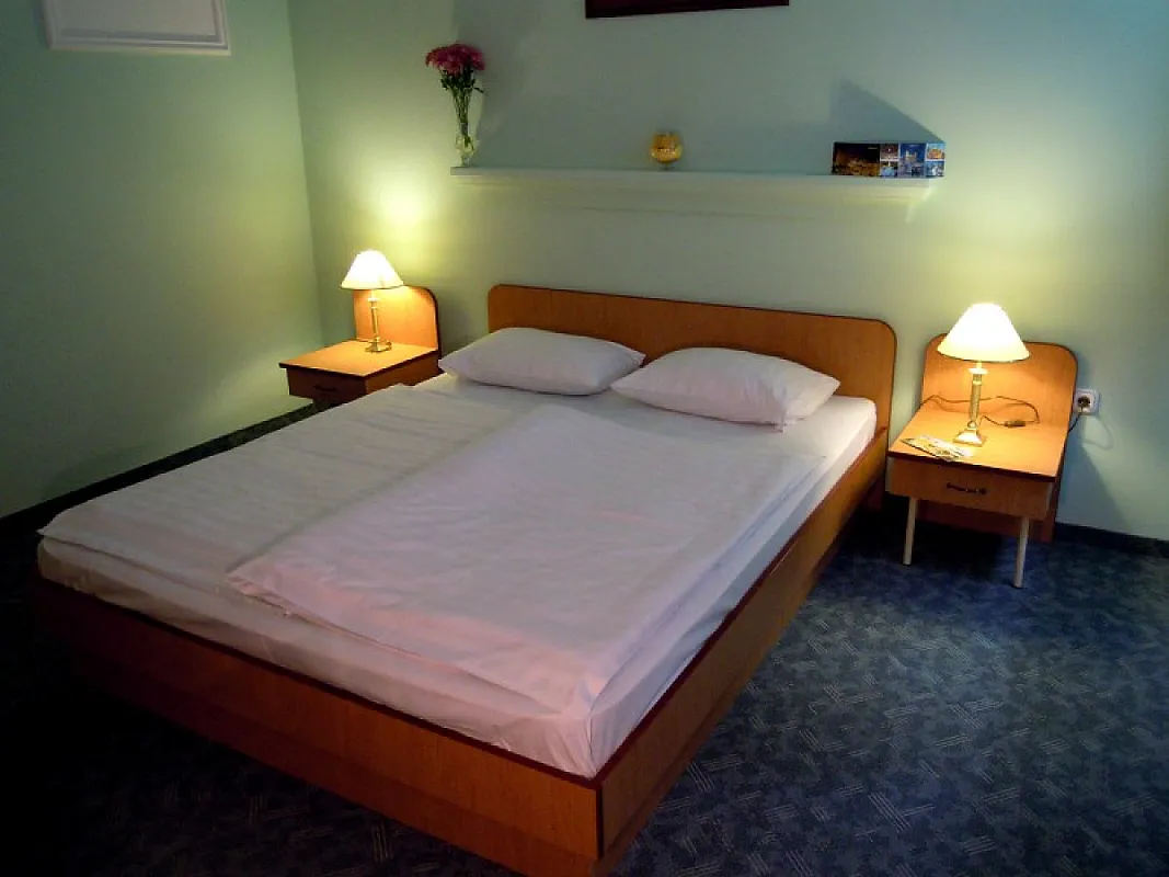 Hotel Platán