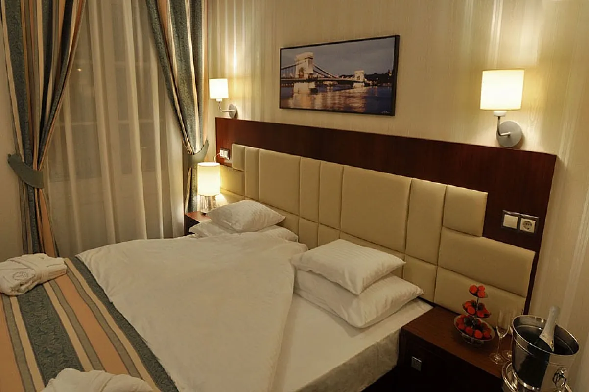 Hotel President