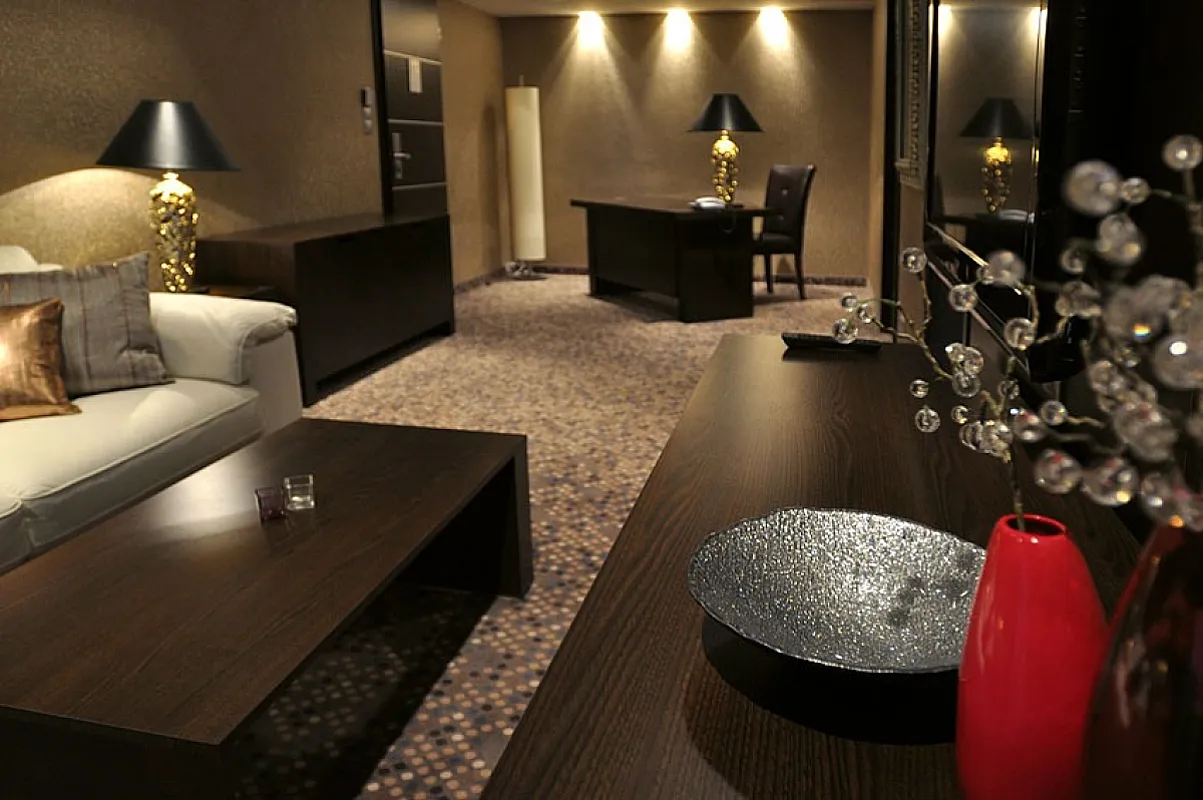 Hotel President
