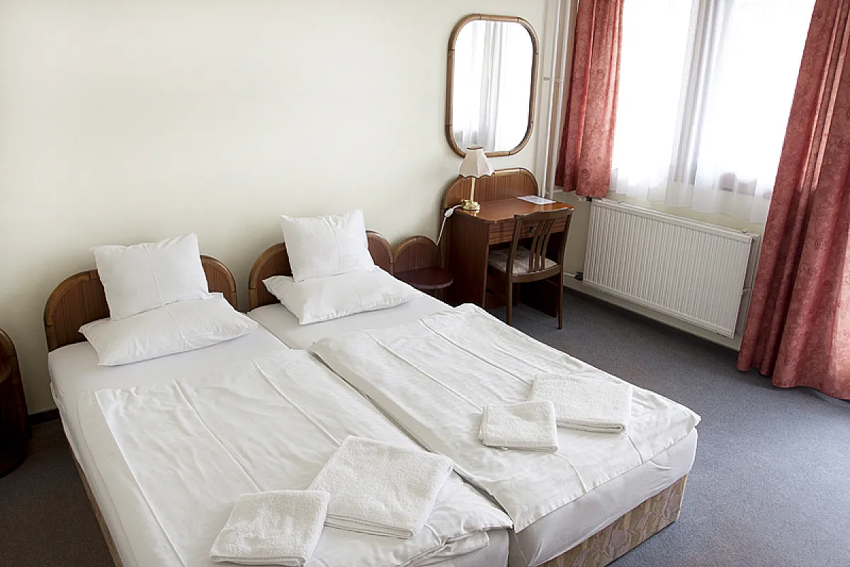 Hotel Uni