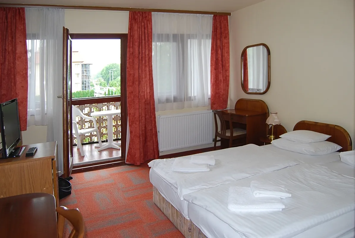 Hotel Uni