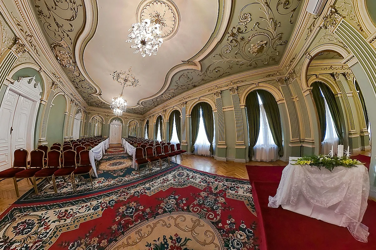 Tisza Hotel