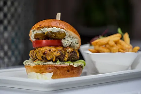 Rudas Bistro