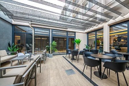 Hotel Délibáb