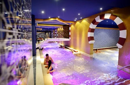Shiraz Hotel