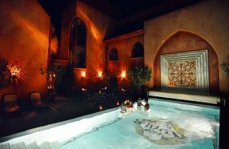 Shiraz Hotel