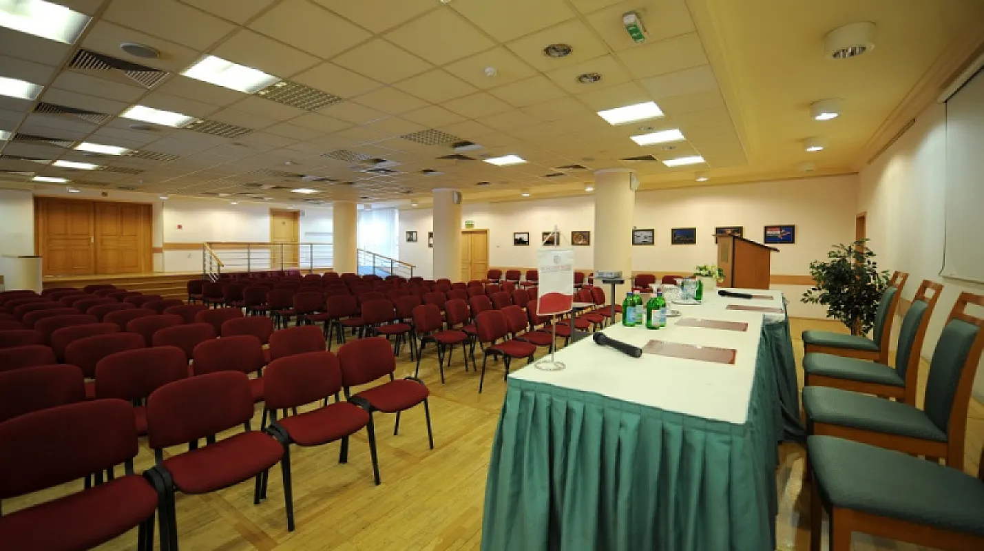 Hunguest Hotel Platánus