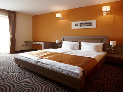 Sándor Hotel
