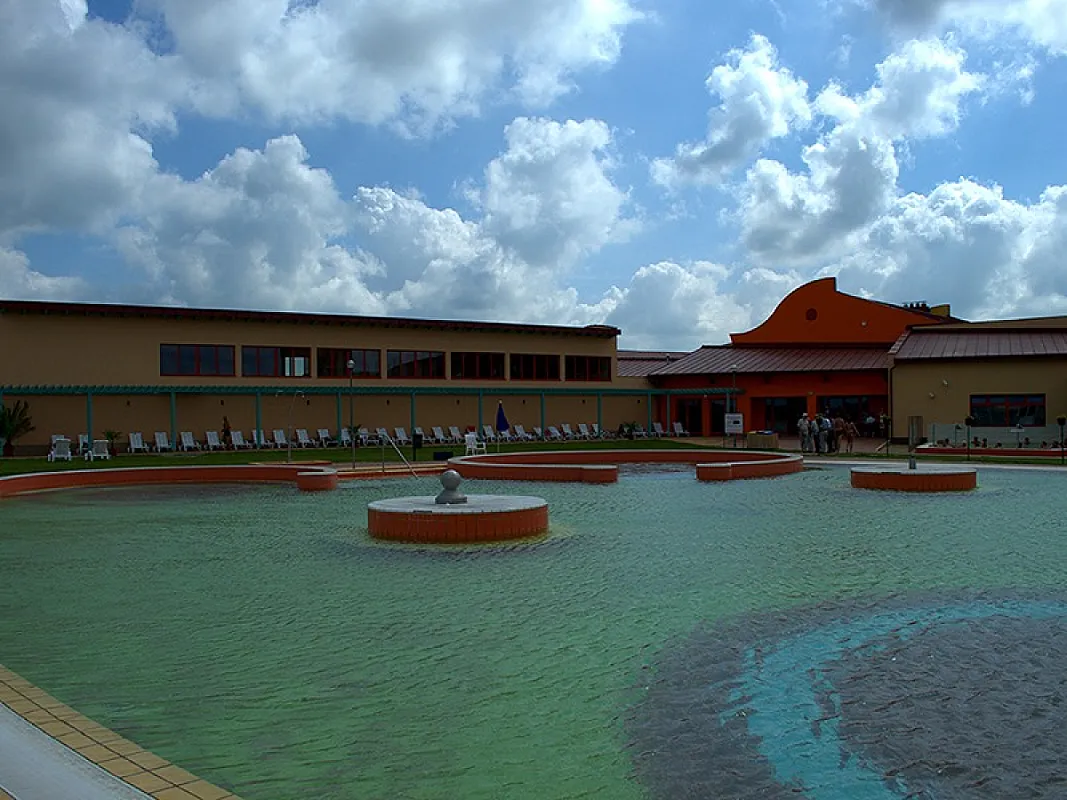 Vulkán Wellness Hotel & Camping