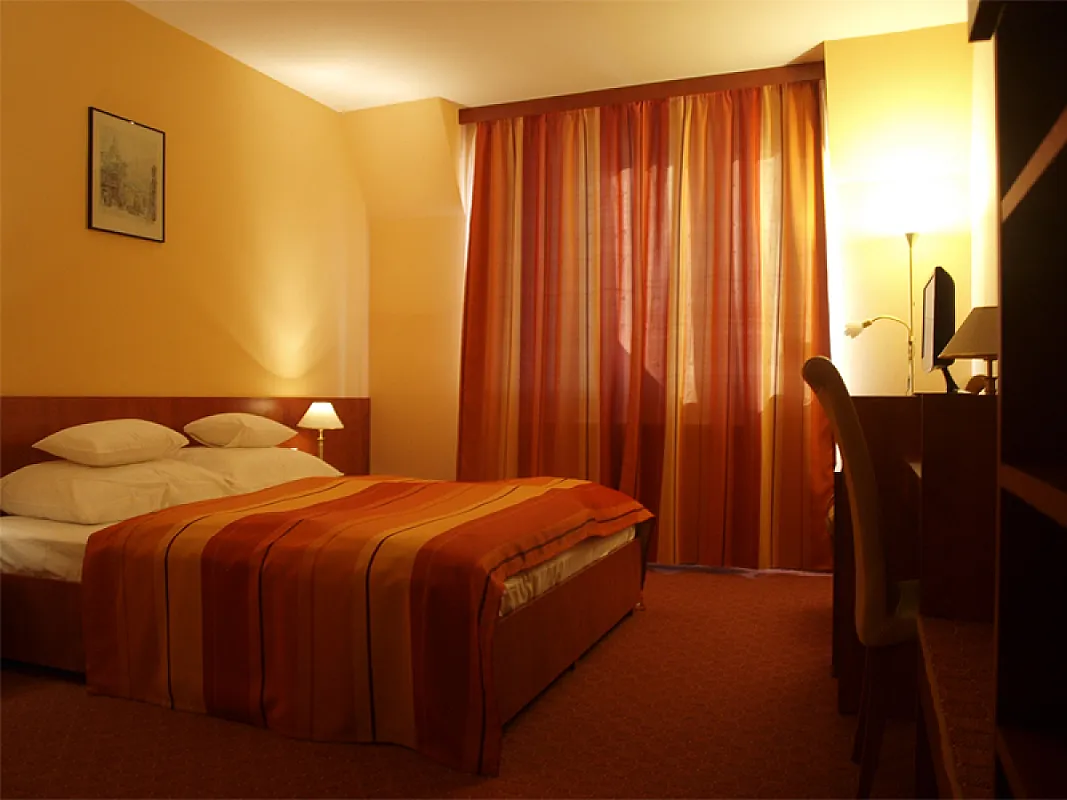 Liza Aqua & Conference Hotel