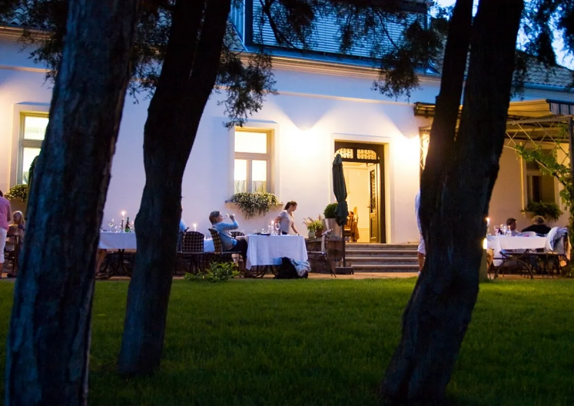Káli Art Inn Hotel