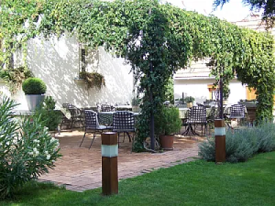 Káli Art Inn Hotel