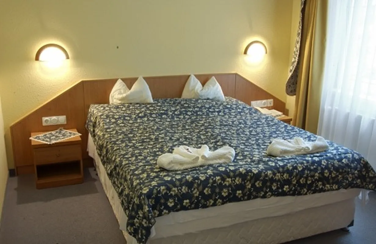 Kikelet Club Hotel