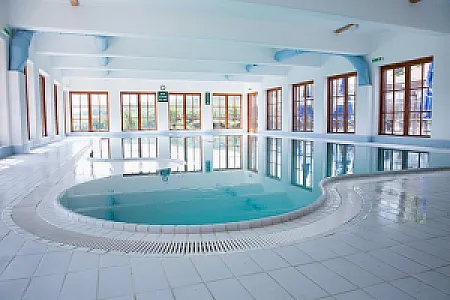 Petneházy Club Hotel