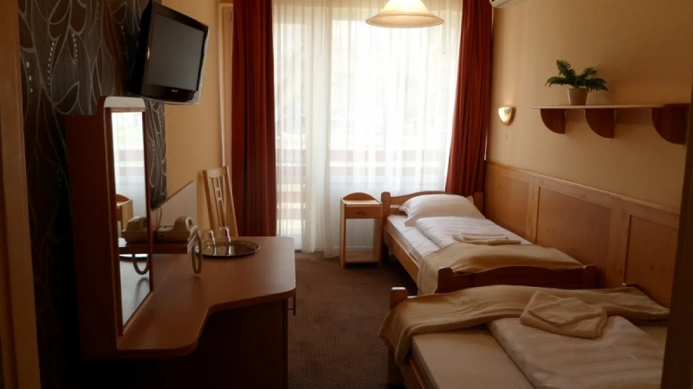 Nereus Park Hotel