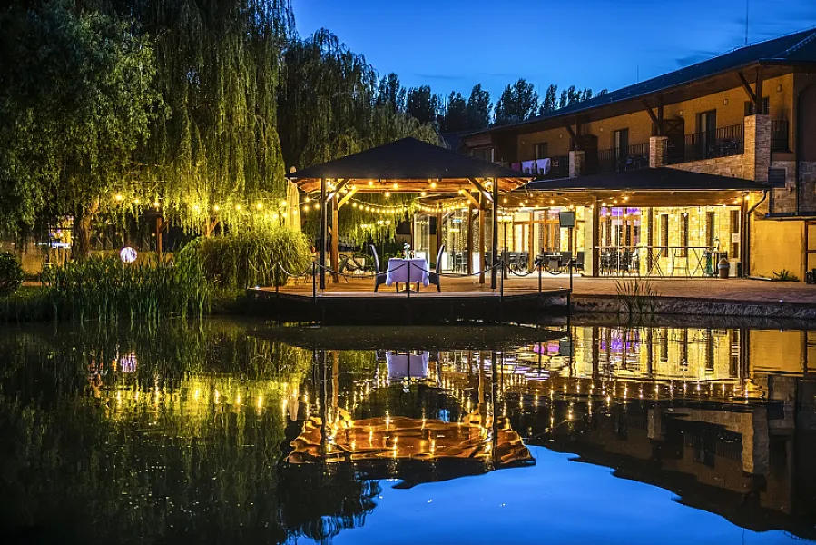 Session Hotel