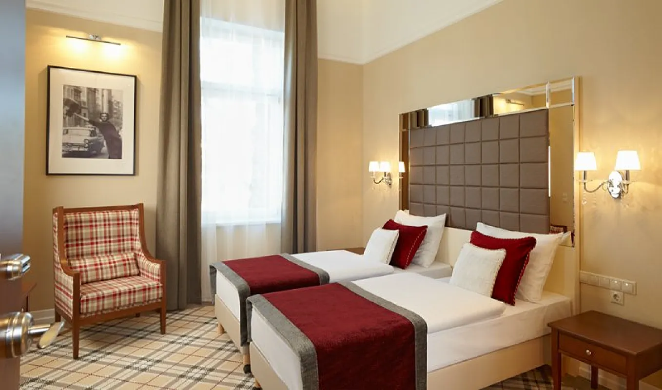 Mirage Medic Hotel