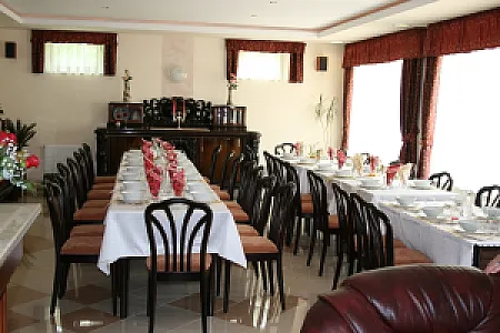 Le Rose Hotel
