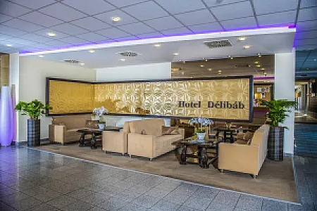 Hotel Délibáb