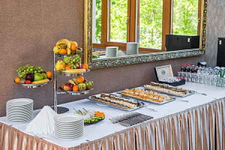 Hotel Golden Lake Resort